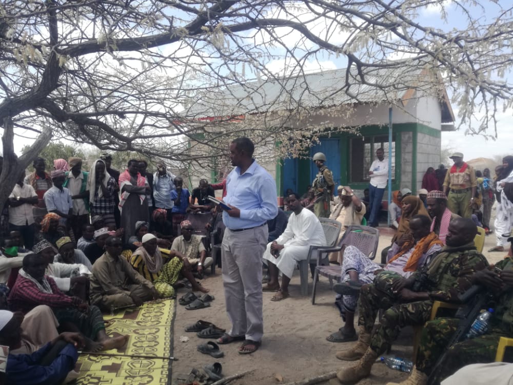 Wajir East Member of Parliament Hon. Adan Daud addressing the participants. Handaki cross border meeting 0n 2nd – 3rd Sep. 2022